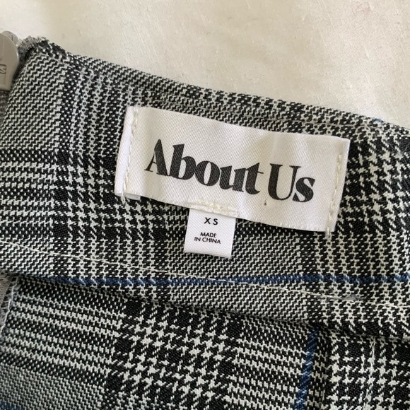 REVOLVE About Us Celine Pants Gray Plaid size XS - Picture 9 of 11